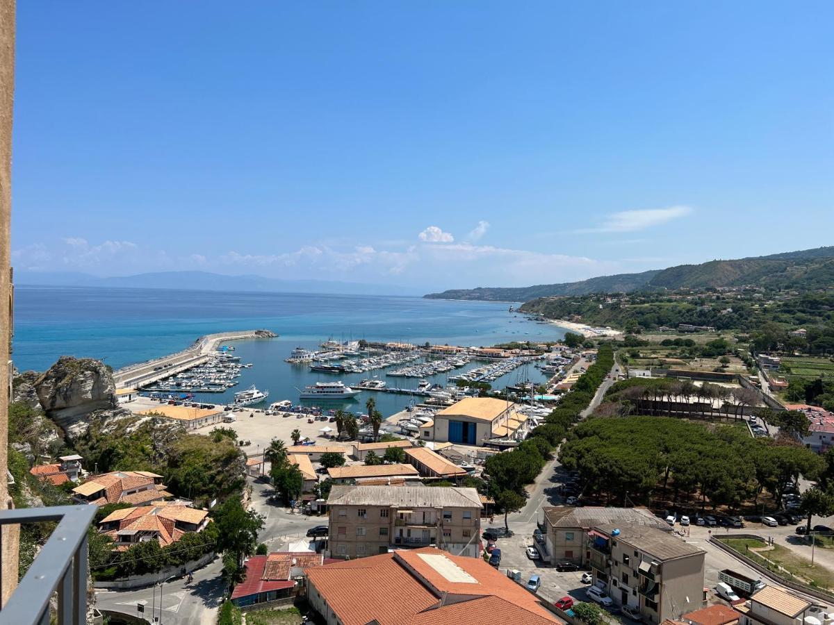 La Rupe Apartments Tropea Extérieur photo