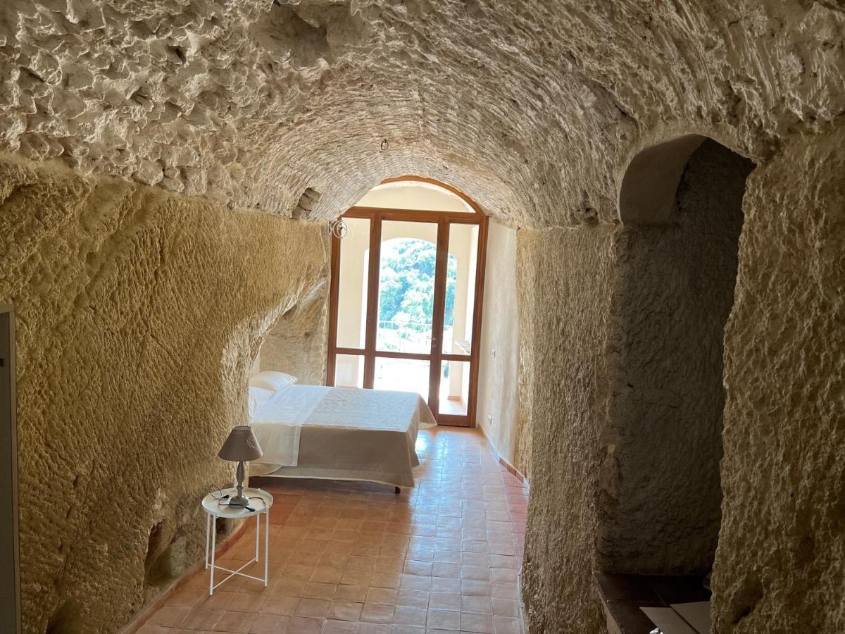 La Rupe Apartments Tropea Extérieur photo